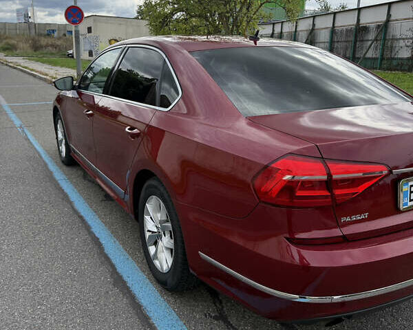 Красный Фольксваген Пассат, объемом двигателя 1.8 л и пробегом 170 тыс. км за 15800 $, фото 9 на Automoto.ua