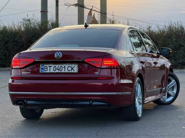 Фольксваген Пассат 2016 в Киеве на Automoto.ua Красный Фольксваген Пассат, объемом двигателя 1.8 л и пробегом 110 тыс. км за 12000 $, фото 5 на Automoto.ua