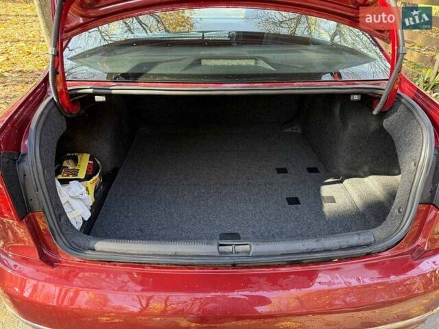 Красный Фольксваген Пассат, объемом двигателя 1.8 л и пробегом 71 тыс. км за 14990 $, фото 19 на Automoto.ua