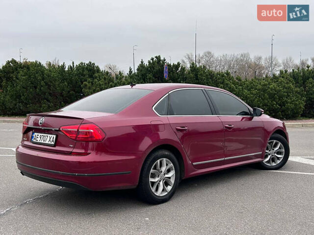 Красный Фольксваген Пассат, объемом двигателя 1.8 л и пробегом 177 тыс. км за 9500 $, фото 16 на Automoto.ua