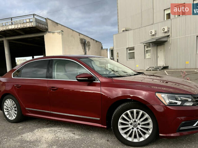 Красный Фольксваген Пассат, объемом двигателя 1.8 л и пробегом 121 тыс. км за 14000 $, фото 9 на Automoto.ua