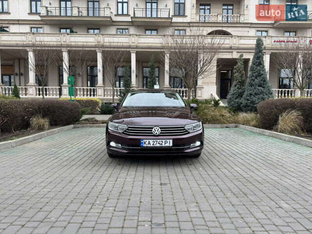 Червоний Фольксваген Пассат, об'ємом двигуна 1.97 л та пробігом 195 тис. км за 17500 $, фото 1 на Automoto.ua