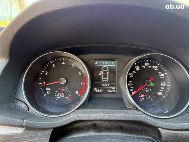 Красный Фольксваген Пассат, объемом двигателя 1.8 л и пробегом 71 тыс. км за 14990 $, фото 12 на Automoto.ua