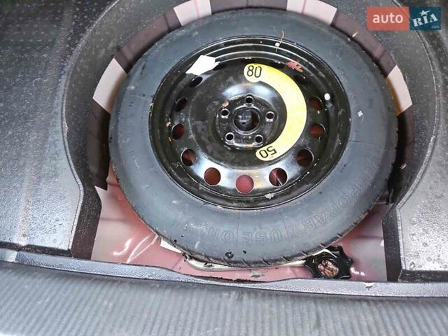 Фольксваген Пассат 2016 в Киеве на Automoto.ua Красный Фольксваген Пассат, объемом двигателя 1.8 л и пробегом 210 тыс. км за 2366 $, фото 15 на Automoto.ua