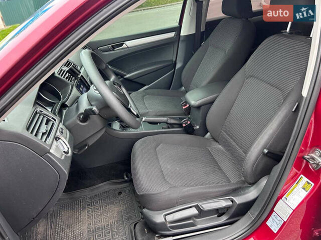 Красный Фольксваген Пассат, объемом двигателя 1.8 л и пробегом 177 тыс. км за 9500 $, фото 20 на Automoto.ua