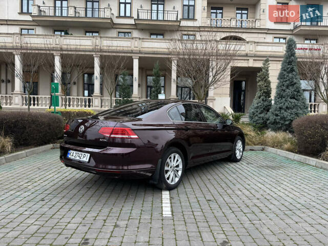 Червоний Фольксваген Пассат, об'ємом двигуна 1.97 л та пробігом 195 тис. км за 17500 $, фото 4 на Automoto.ua