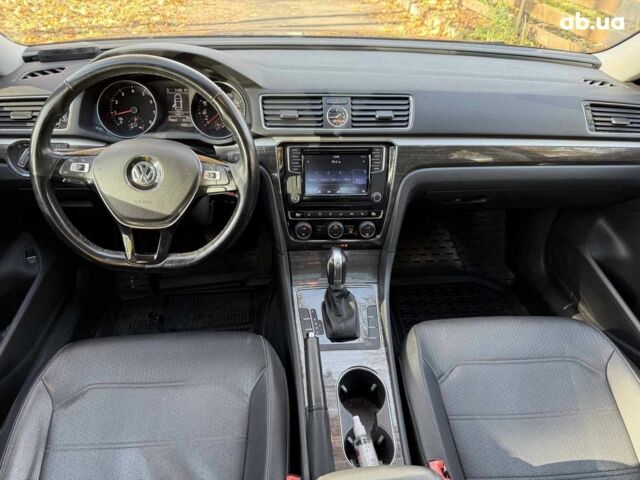 Красный Фольксваген Пассат, объемом двигателя 1.8 л и пробегом 71 тыс. км за 14990 $, фото 18 на Automoto.ua