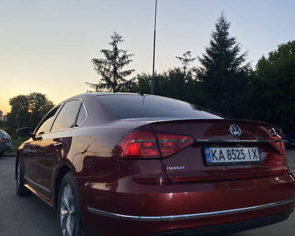Красный Фольксваген Пассат, объемом двигателя 1.8 л и пробегом 142 тыс. км за 10500 $, фото 2 на Automoto.ua