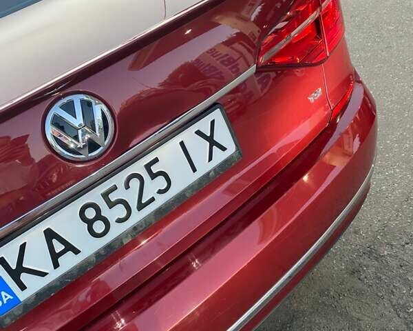 Красный Фольксваген Пассат, объемом двигателя 1.8 л и пробегом 142 тыс. км за 10500 $, фото 5 на Automoto.ua