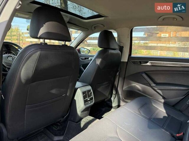 Красный Фольксваген Пассат, объемом двигателя 1.8 л и пробегом 71 тыс. км за 14990 $, фото 17 на Automoto.ua