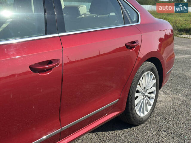 Красный Фольксваген Пассат, объемом двигателя 1.8 л и пробегом 111 тыс. км за 15500 $, фото 16 на Automoto.ua