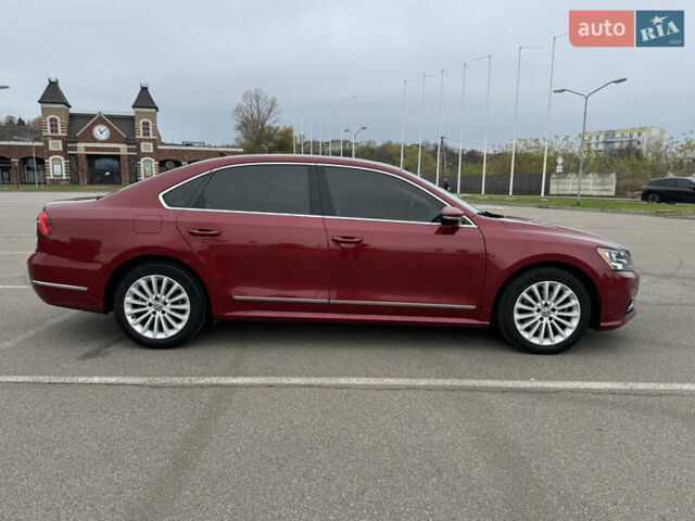 Красный Фольксваген Пассат, объемом двигателя 1.8 л и пробегом 132 тыс. км за 13600 $, фото 6 на Automoto.ua