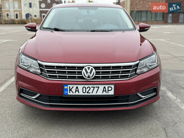 Красный Фольксваген Пассат, объемом двигателя 1.8 л и пробегом 132 тыс. км за 13600 $, фото 3 на Automoto.ua