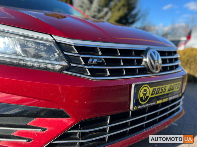 Червоний Фольксваген Пассат, об'ємом двигуна 2 л та пробігом 114 тис. км за 12999 $, фото 8 на Automoto.ua