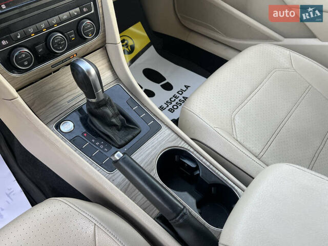 Червоний Фольксваген Пассат, об'ємом двигуна 1.8 л та пробігом 109 тис. км за 12900 $, фото 4 на Automoto.ua