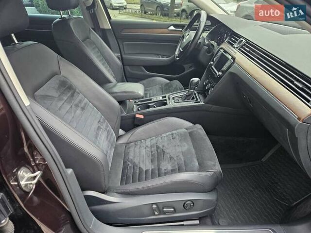 Красный Фольксваген Пассат, объемом двигателя 1.8 л и пробегом 168 тыс. км за 17890 $, фото 32 на Automoto.ua