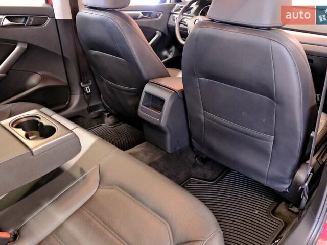 Красный Фольксваген Пассат, объемом двигателя 1.8 л и пробегом 190 тыс. км за 14900 $, фото 38 на Automoto.ua