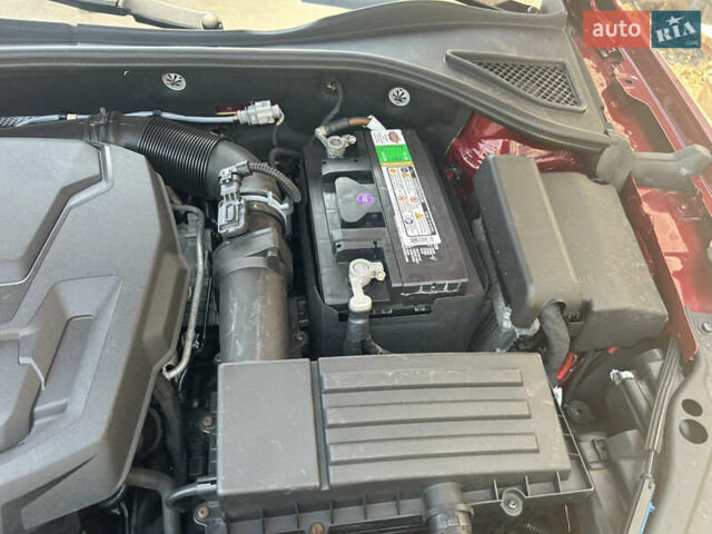 Красный Фольксваген Пассат, объемом двигателя 2 л и пробегом 39 тыс. км за 17500 $, фото 28 на Automoto.ua