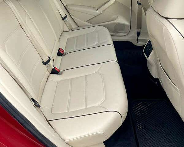 Червоний Фольксваген Пассат, об'ємом двигуна 1.8 л та пробігом 169 тис. км за 14500 $, фото 8 на Automoto.ua