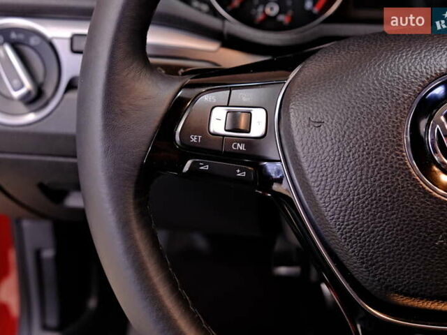 Красный Фольксваген Пассат, объемом двигателя 1.8 л и пробегом 190 тыс. км за 14900 $, фото 22 на Automoto.ua