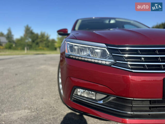 Красный Фольксваген Пассат, объемом двигателя 1.8 л и пробегом 111 тыс. км за 15500 $, фото 6 на Automoto.ua