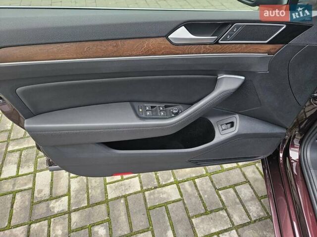 Красный Фольксваген Пассат, объемом двигателя 1.8 л и пробегом 168 тыс. км за 17890 $, фото 16 на Automoto.ua