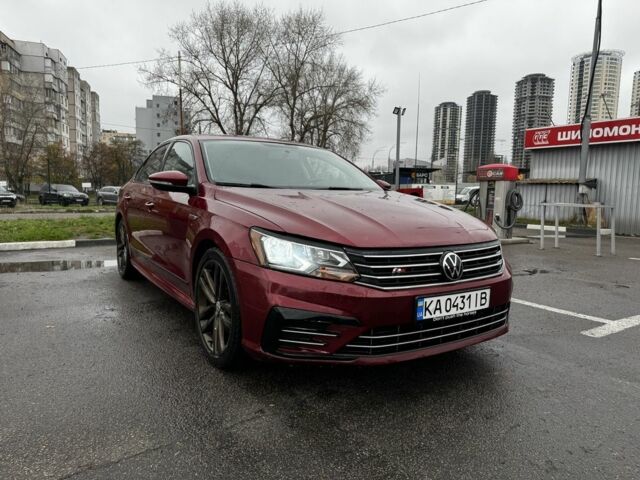 Красный Фольксваген Пассат, объемом двигателя 1.8 л и пробегом 190 тыс. км за 12000 $, фото 1 на Automoto.ua