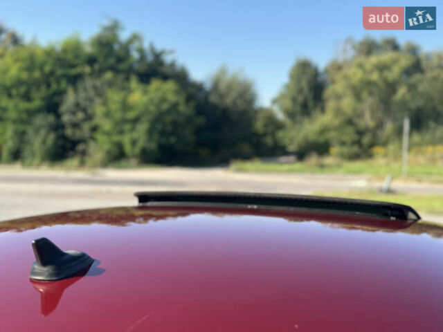 Красный Фольксваген Пассат, объемом двигателя 1.8 л и пробегом 111 тыс. км за 15500 $, фото 17 на Automoto.ua