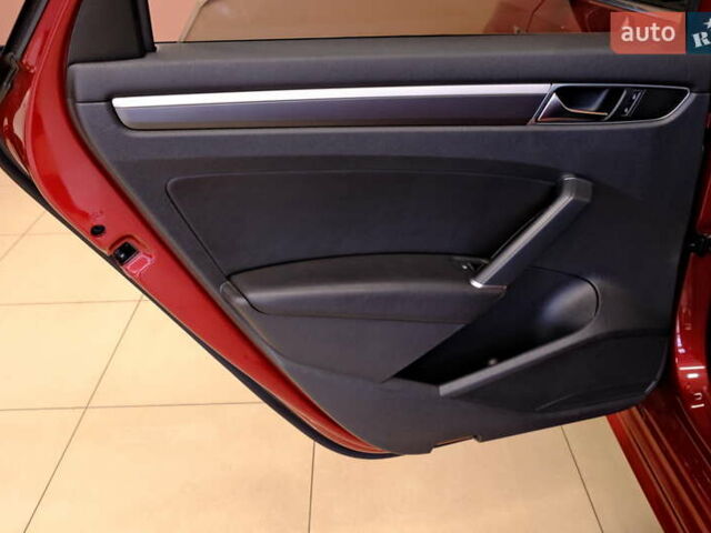 Красный Фольксваген Пассат, объемом двигателя 1.8 л и пробегом 190 тыс. км за 14900 $, фото 32 на Automoto.ua