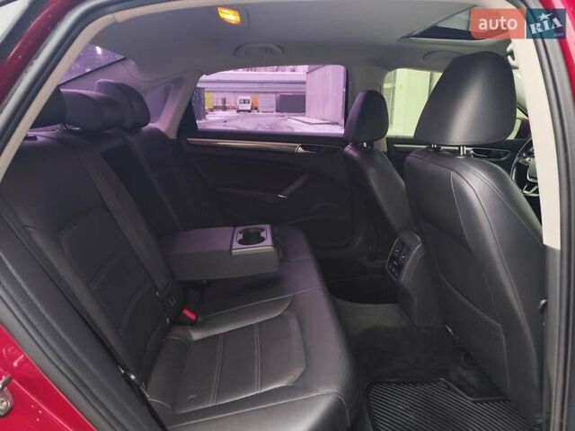 Красный Фольксваген Пассат, объемом двигателя 1.78 л и пробегом 81 тыс. км за 12999 $, фото 17 на Automoto.ua