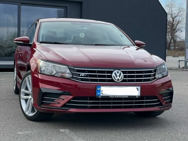 Червоний Фольксваген Пассат, об'ємом двигуна 2 л та пробігом 175 тис. км за 14500 $, фото 6 на Automoto.ua