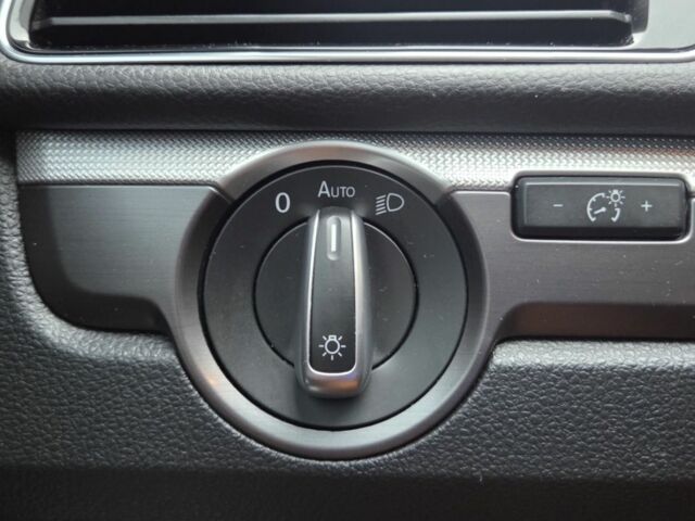 Червоний Фольксваген Пассат, об'ємом двигуна 2 л та пробігом 175 тис. км за 14500 $, фото 9 на Automoto.ua