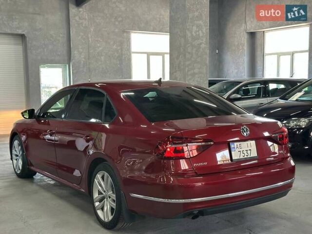 Красный Фольксваген Пассат, объемом двигателя 1.98 л и пробегом 109 тыс. км за 14299 $, фото 4 на Automoto.ua