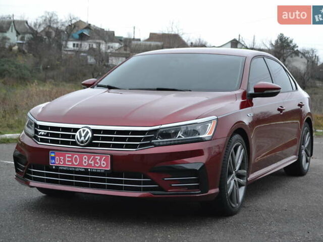 Красный Фольксваген Пассат, объемом двигателя 2 л и пробегом 144 тыс. км за 12999 $, фото 7 на Automoto.ua