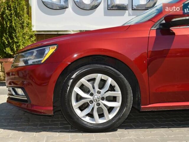 Красный Фольксваген Пассат, объемом двигателя 2 л и пробегом 170 тыс. км за 12900 $, фото 12 на Automoto.ua