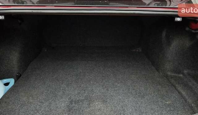 Красный Фольксваген Пассат, объемом двигателя 1.98 л и пробегом 175 тыс. км за 14499 $, фото 32 на Automoto.ua