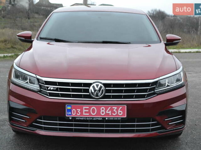 Красный Фольксваген Пассат, объемом двигателя 2 л и пробегом 144 тыс. км за 12999 $, фото 9 на Automoto.ua