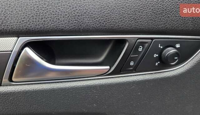 Красный Фольксваген Пассат, объемом двигателя 1.98 л и пробегом 175 тыс. км за 14499 $, фото 39 на Automoto.ua