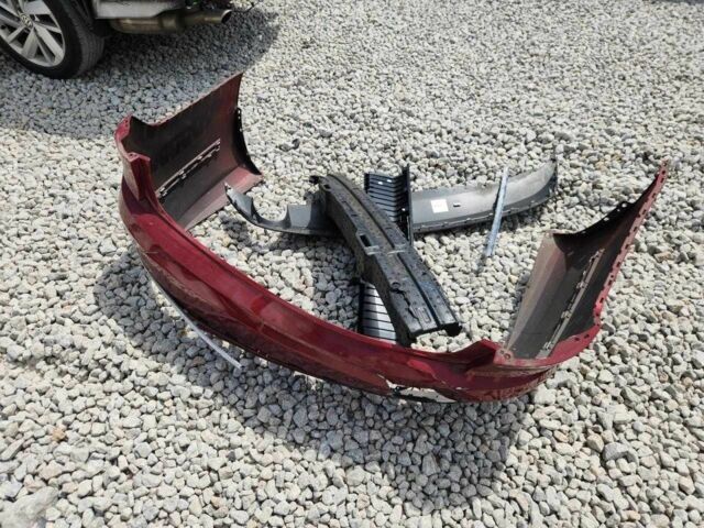 Красный Фольксваген Пассат, объемом двигателя 2 л и пробегом 125 тыс. км за 2000 $, фото 11 на Automoto.ua