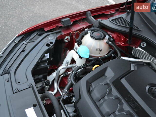 Красный Фольксваген Пассат, объемом двигателя 2 л и пробегом 144 тыс. км за 12999 $, фото 57 на Automoto.ua