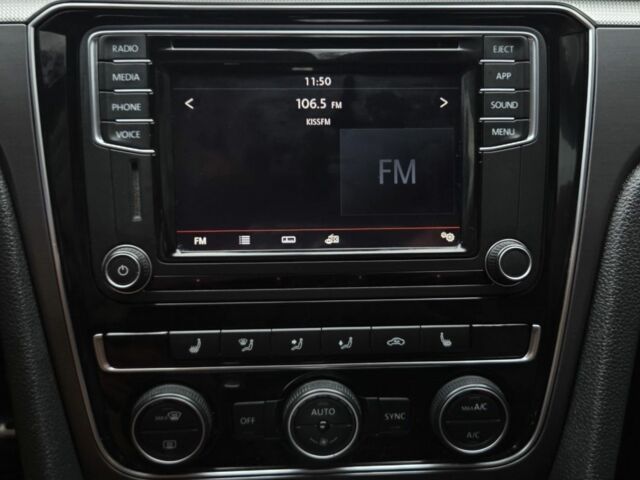 Червоний Фольксваген Пассат, об'ємом двигуна 2 л та пробігом 175 тис. км за 14500 $, фото 11 на Automoto.ua