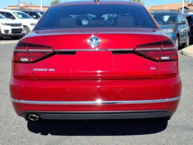 Красный Фольксваген Пассат, объемом двигателя 2 л и пробегом 48 тыс. км за 12100 $, фото 5 на Automoto.ua