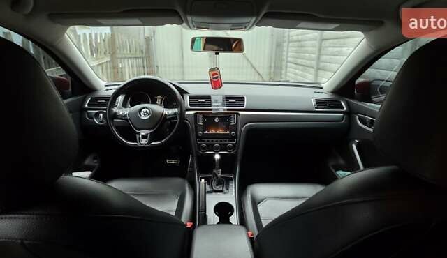 Красный Фольксваген Пассат, объемом двигателя 1.98 л и пробегом 175 тыс. км за 14499 $, фото 22 на Automoto.ua