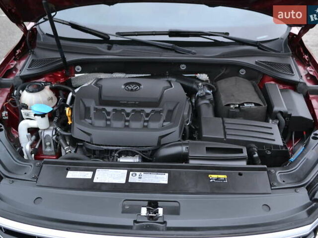 Красный Фольксваген Пассат, объемом двигателя 2 л и пробегом 144 тыс. км за 12999 $, фото 55 на Automoto.ua