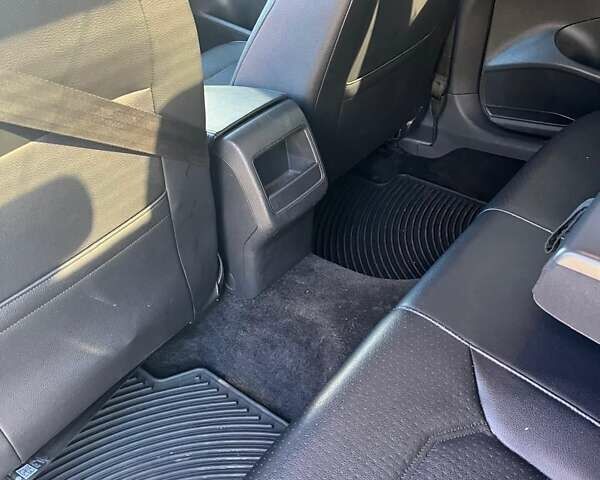 Червоний Фольксваген Пассат, об'ємом двигуна 2 л та пробігом 145 тис. км за 13100 $, фото 7 на Automoto.ua