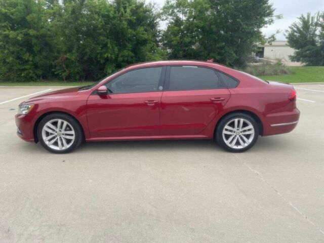 Красный Фольксваген Пассат, объемом двигателя 2 л и пробегом 33 тыс. км за 8700 $, фото 3 на Automoto.ua