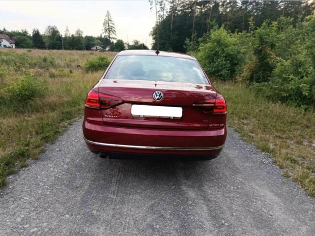 Красный Фольксваген Пассат, объемом двигателя 2 л и пробегом 56 тыс. км за 10250 $, фото 4 на Automoto.ua