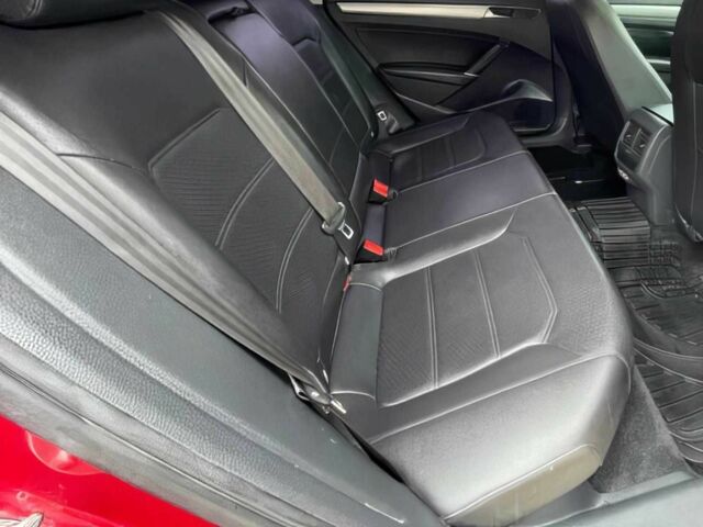 Красный Фольксваген Пассат, объемом двигателя 2 л и пробегом 33 тыс. км за 8700 $, фото 10 на Automoto.ua