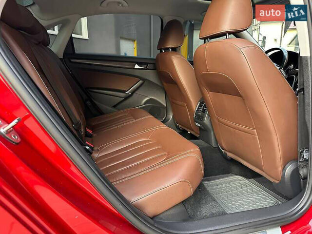 Красный Фольксваген Пассат, объемом двигателя 1.98 л и пробегом 95 тыс. км за 19900 $, фото 13 на Automoto.ua