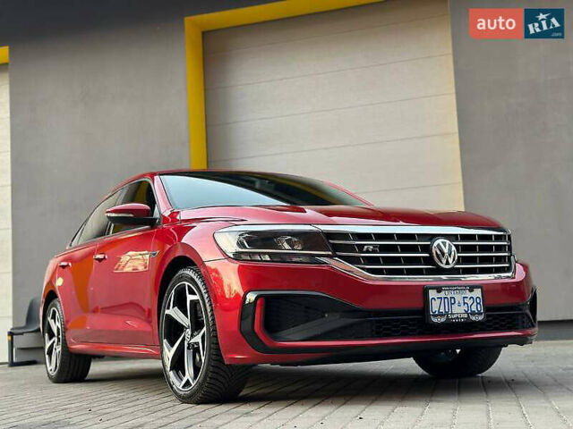 Красный Фольксваген Пассат, объемом двигателя 1.98 л и пробегом 95 тыс. км за 19900 $, фото 6 на Automoto.ua